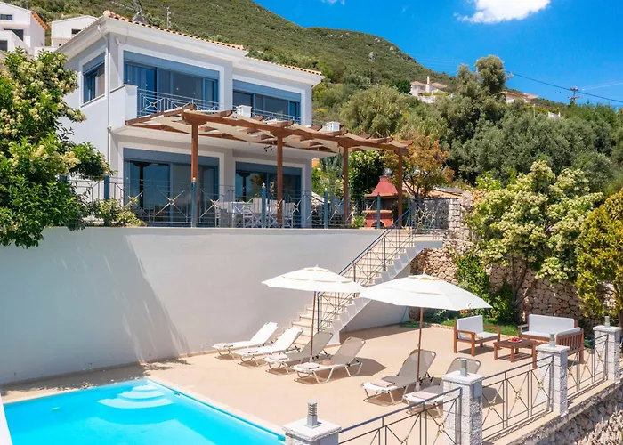 Thea Ponti Villa Pondi